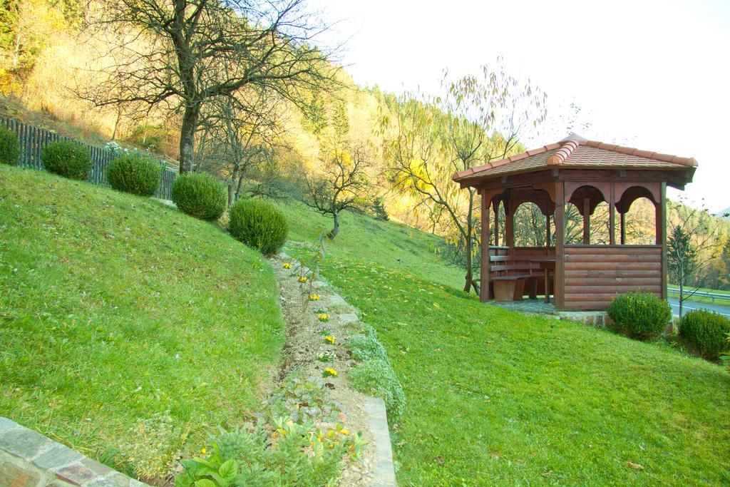 Farm Stay Bukovje Ljubno ภายนอก รูปภาพ