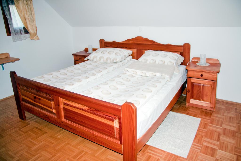 Farm Stay Bukovje Ljubno ภายนอก รูปภาพ